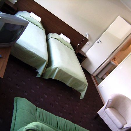Hotell Sonajala Kardla Exterior photo