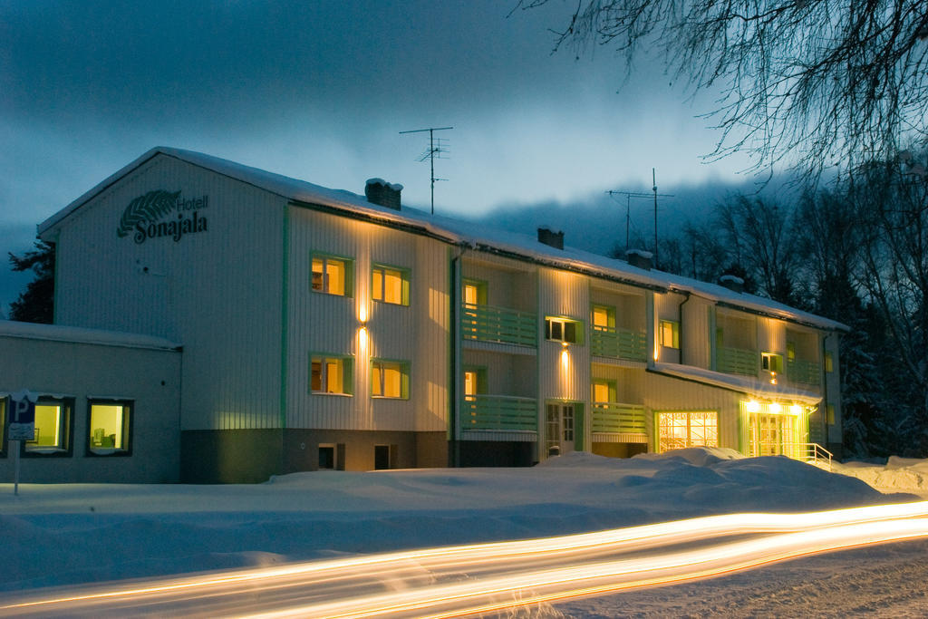 Hotell Sonajala Kardla Exterior photo